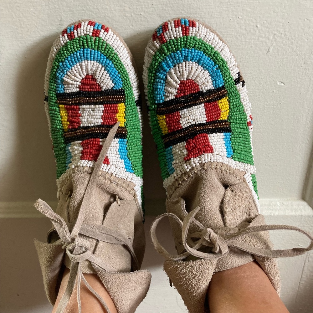 House of Harlow 1960 Beaded Mocassins EUC
